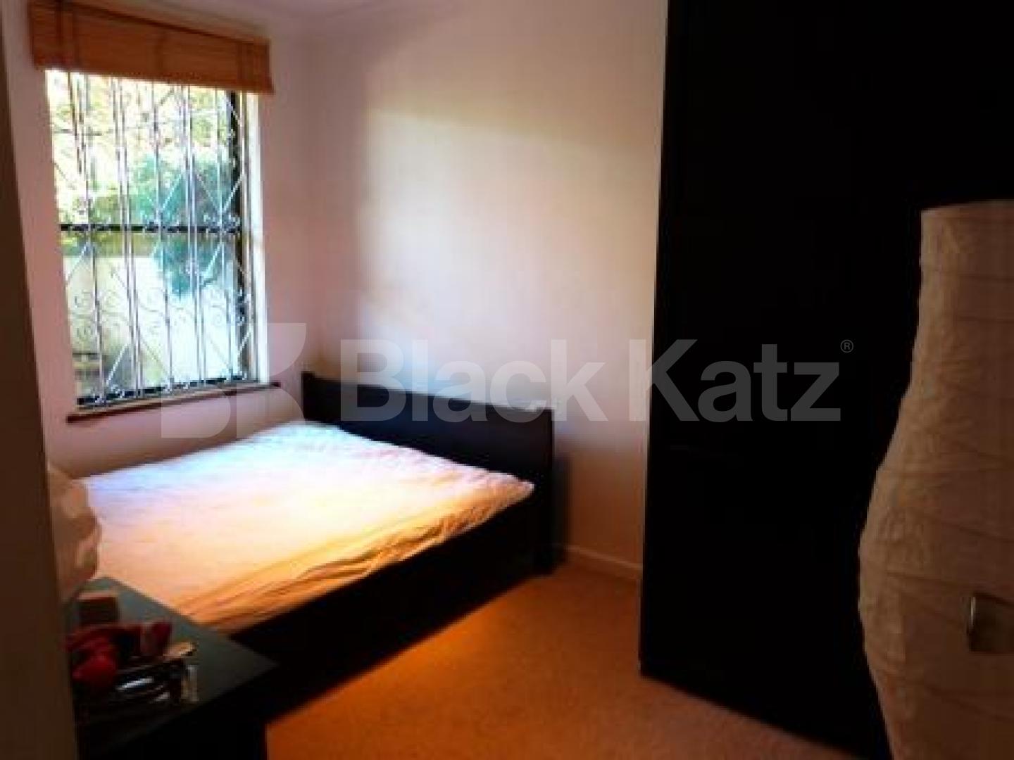 			4 Bedroom, 1 bath, 1 reception House			 Wolseley Road, Crouch End