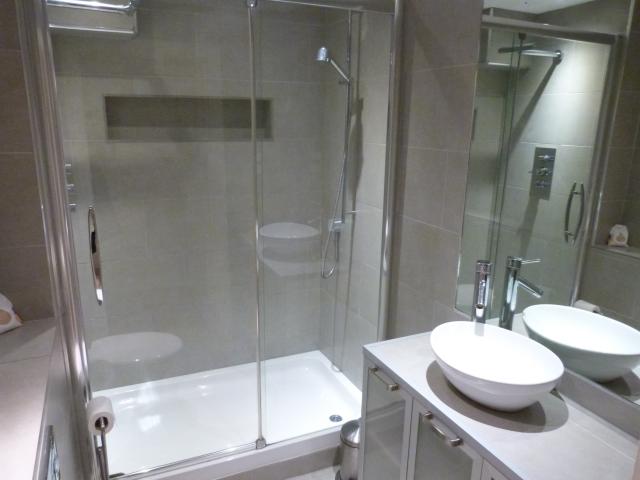 			GARDEN APARTMENT, 1 Bedroom, 1 bath, 1 reception Flat			 Inglewood Road, WEST HAMPSTEAD