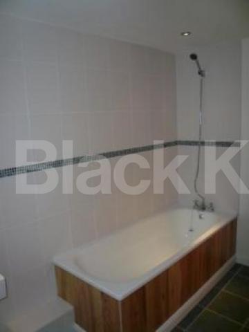 			NEW INSTRUCTION!, 3 Bedroom, 1 bath, 1 reception Flat			 Gisburn Road, CROUCH END/HORNSEY