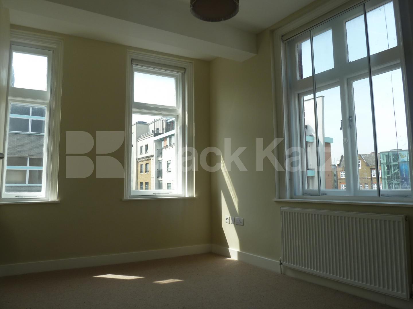 			NEW INSTRUCTION, 1 Bedroom, 1 bath, 1 reception Apartment			 White Lion Street , ANGEL