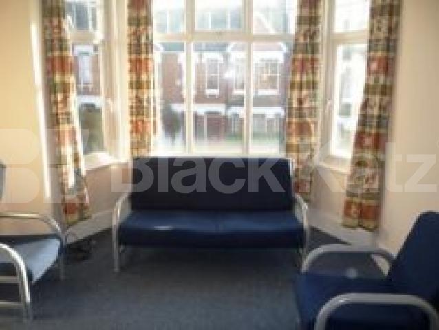 			LET!, 2 Bedroom, 1 bath, 1 reception Flat			 Goodwyns Vale, Muswell Hill
