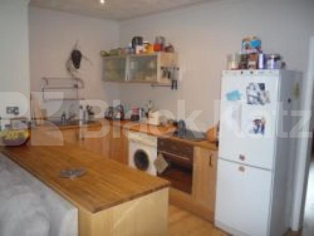 			GREAT DOUBLE BEDROOM FLAT, 1 Bedroom, 1 bath, 1 reception Flat			 Saint Micheals Terrace, ALEXANDRA PALACE