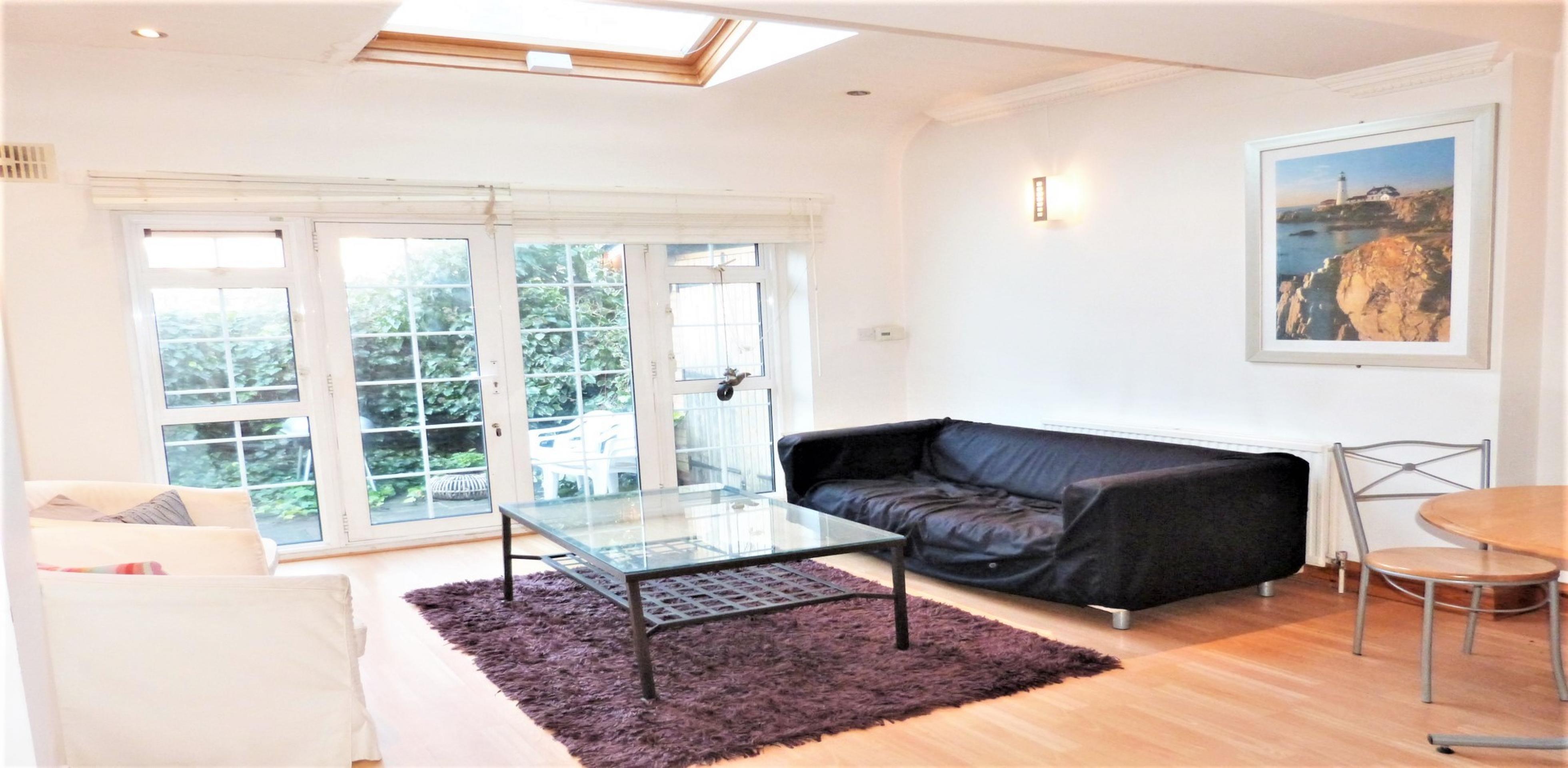 			NEW INSTRUCTION, 3 Bedroom, 1 bath, 1 reception Flat			 Glenmore Road, BELSIZE PARK NW3