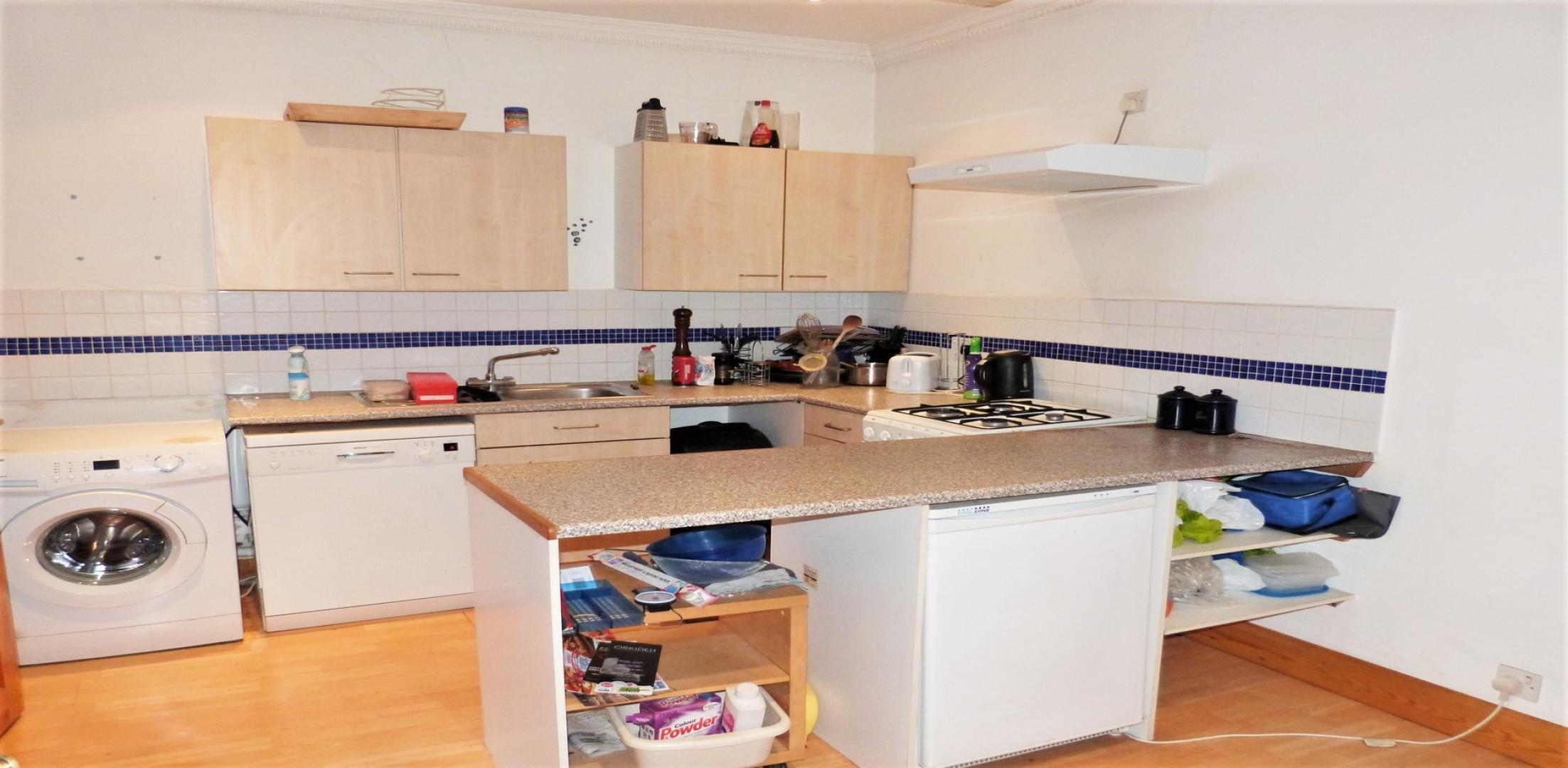 			NEW INSTRUCTION, 3 Bedroom, 1 bath, 1 reception Flat			 Glenmore Road, BELSIZE PARK