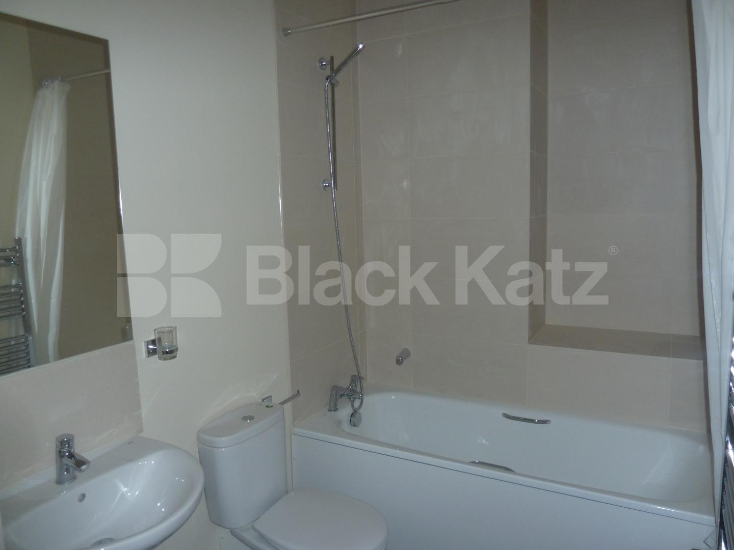 			NEW INSTRUCTION, 1 Bedroom, 1 bath, 1 reception Apartment			 White Lion Street , ANGEL