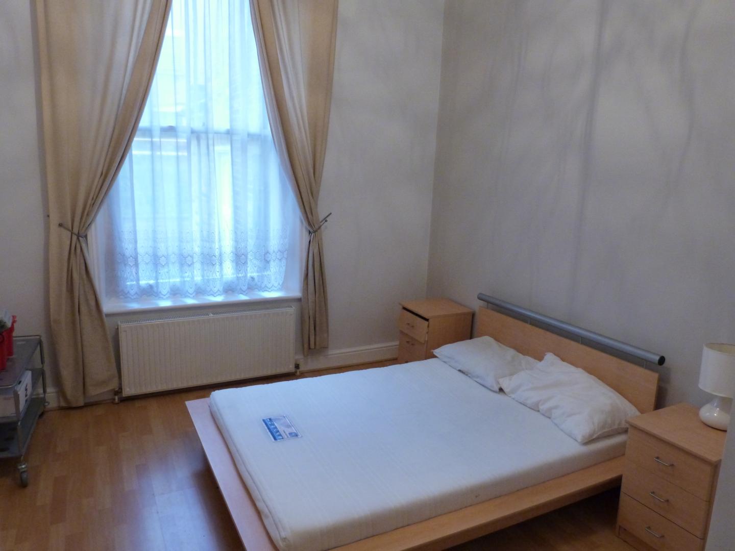 			1 Bedroom, 1 bath, 1 reception Flat			 St Julian's Road, KILBURN