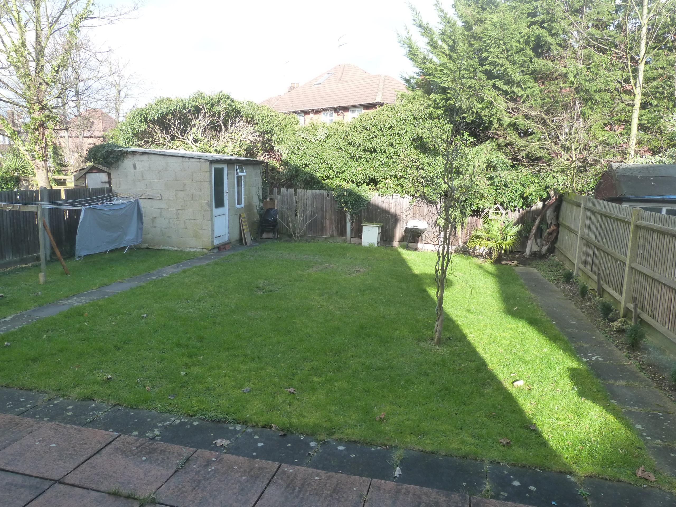 			2 Bedroom, 1 bath, 1 reception Flat			 Melrose Avenue, WILLESDEN GREEN NW2