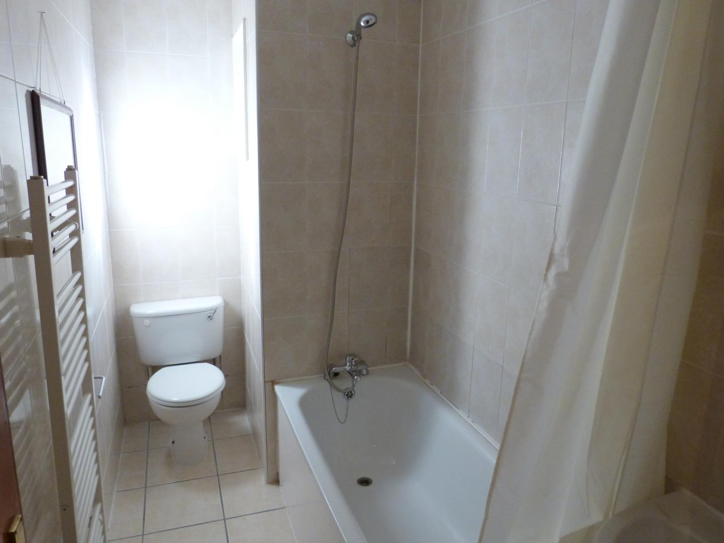 			2 Bedroom, 1 bath, 1 reception Flat			 Melrose Avenue, WILLESDEN GREEN