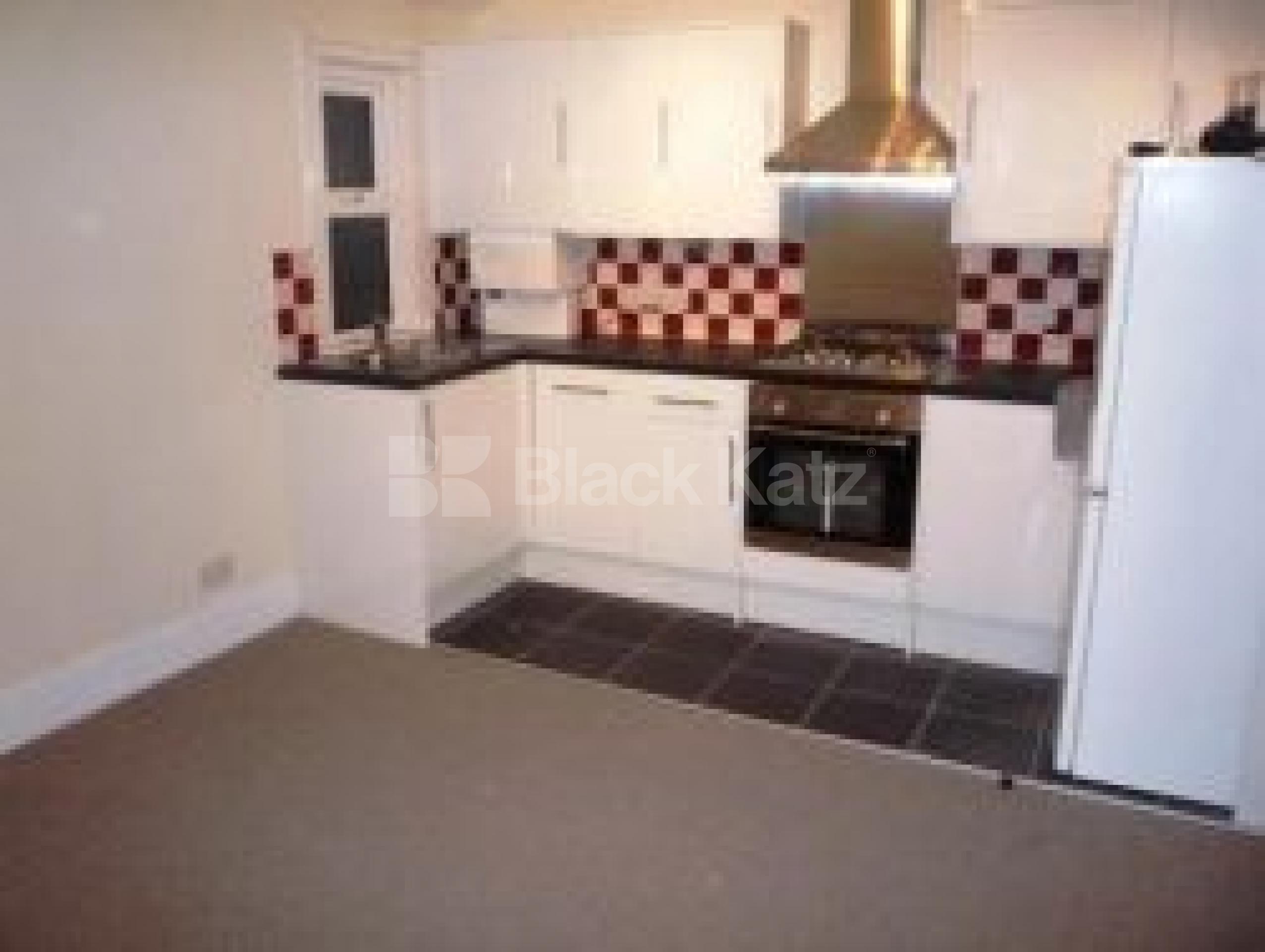 			2 Bedroom, 1 bath, 1 reception Flat			 South View Road, CROUCH END N8