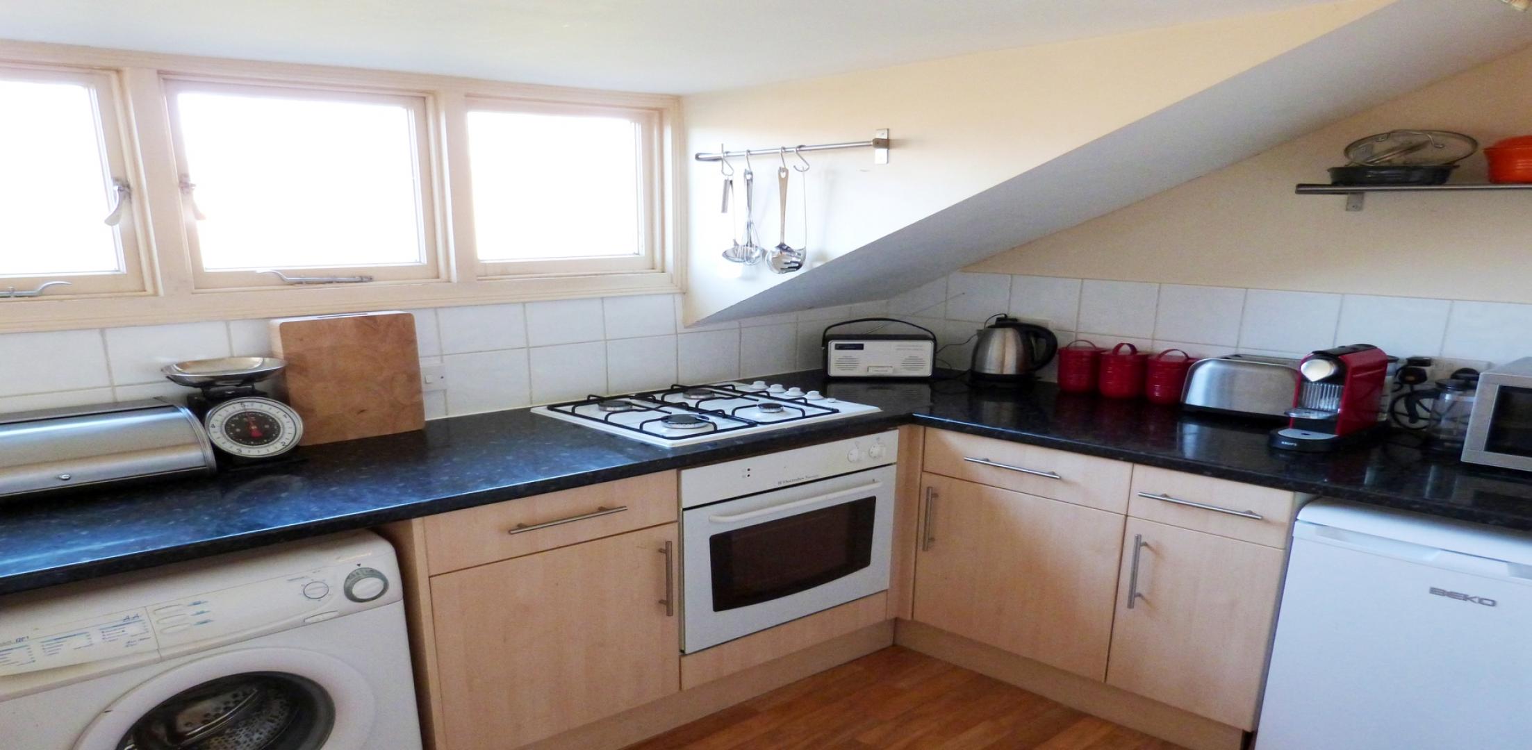 			1 Bedroom, 1 bath, 1 reception Flat			 Dyne Road, KILBURN