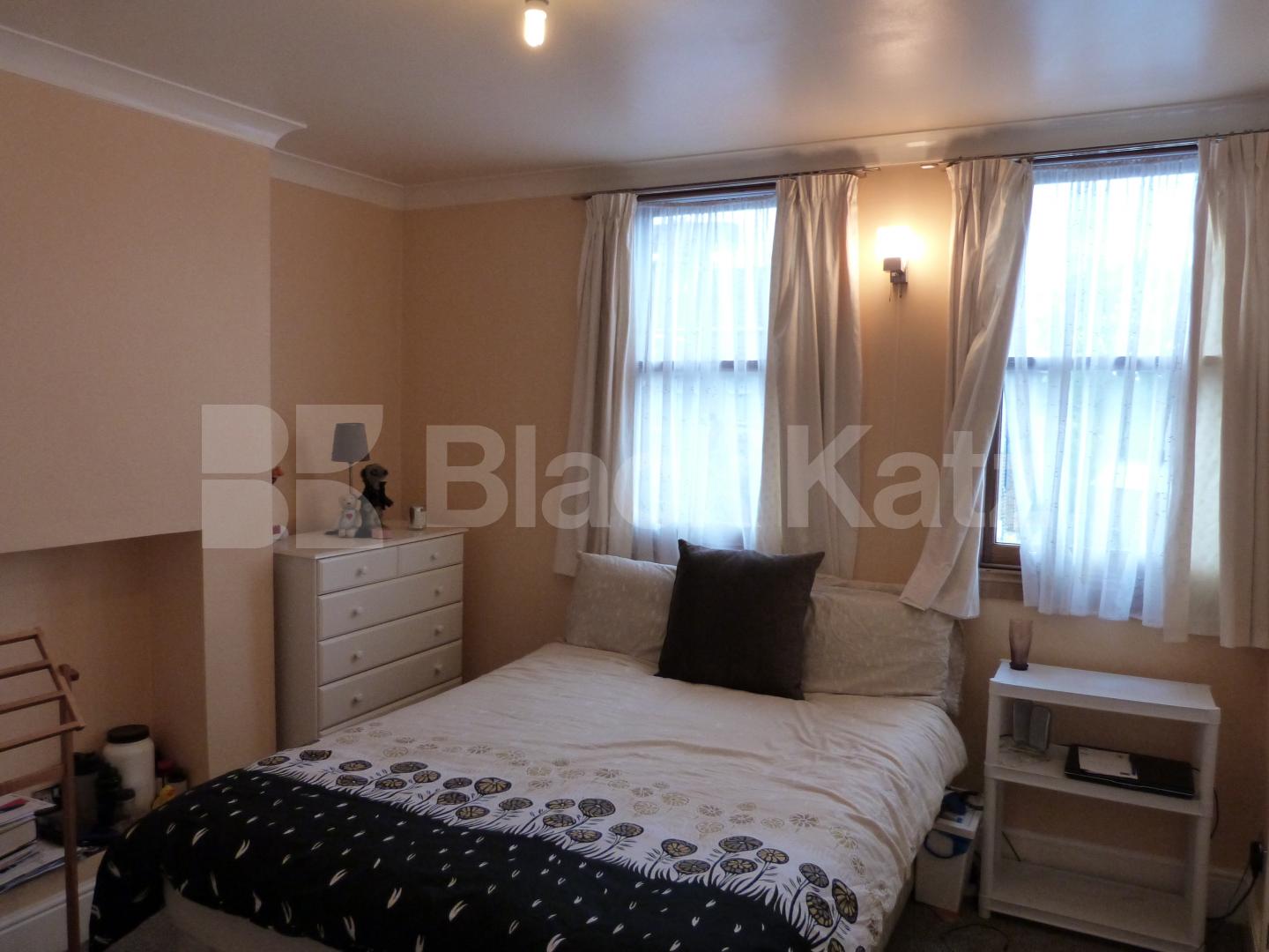 			Inclusive Of All Bills !, 2 Bedroom, 1 bath, 1 reception Flat			 Clarendon Road, Turnpike Lane