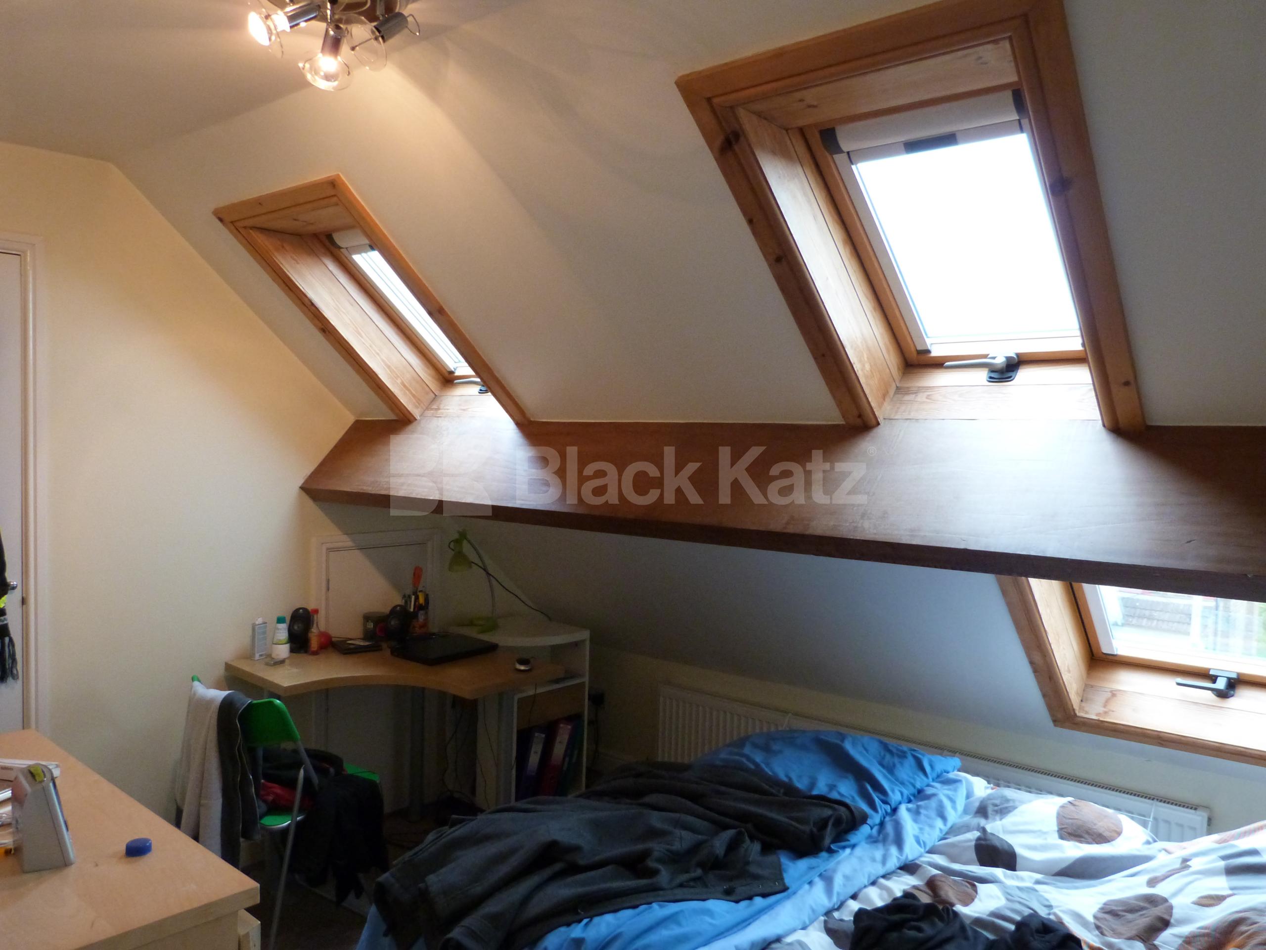 			Inclusive Of All Bills !, 2 Bedroom, 1 bath, 1 reception Flat			 Clarendon Road, Turnpike Lane N15