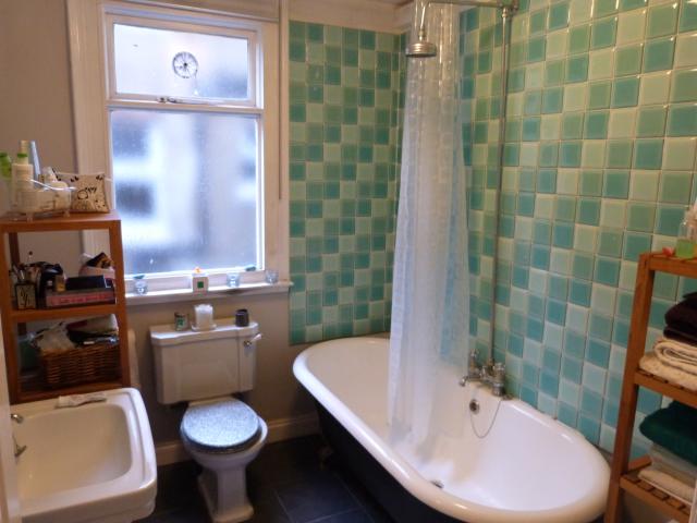 			2 Bedroom, 1 bath, 1 reception Flat			 Holmdale Road, WEST HAMPSTEAD