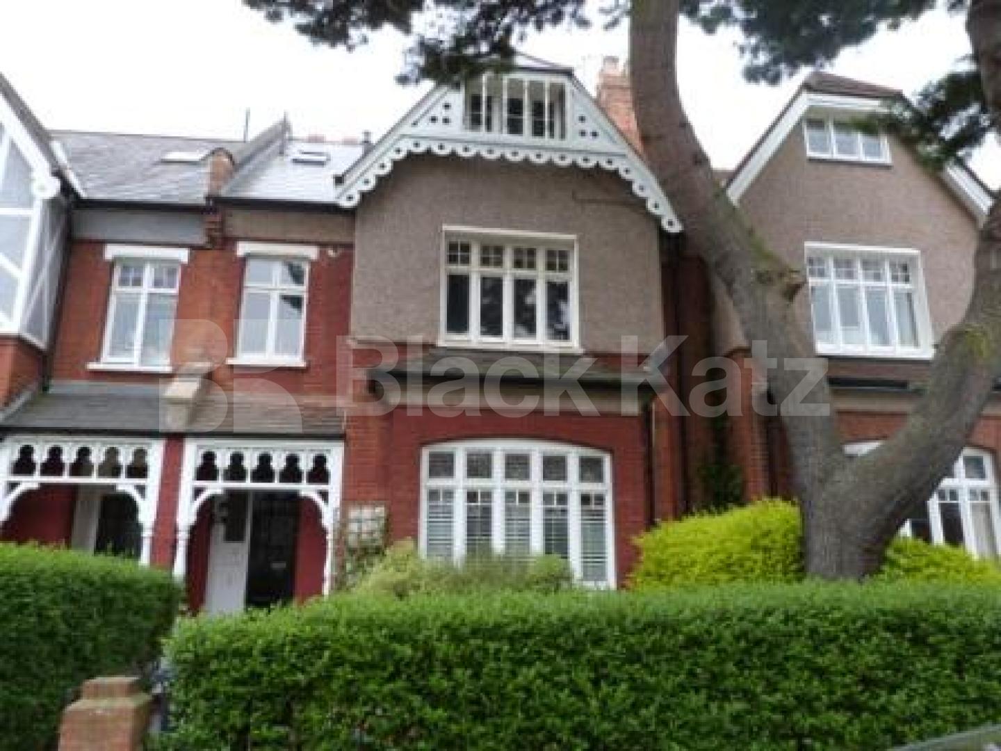 			2 Bedroom, 1 bath, 1 reception Flat			 Birchington Road, Crouch End