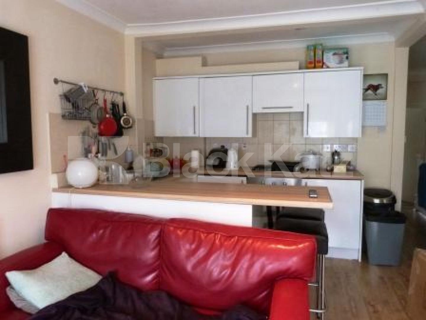 			2 Bedroom, 1 bath, 1 reception Flat			 Fairfax Road, HARINGEY LADDER