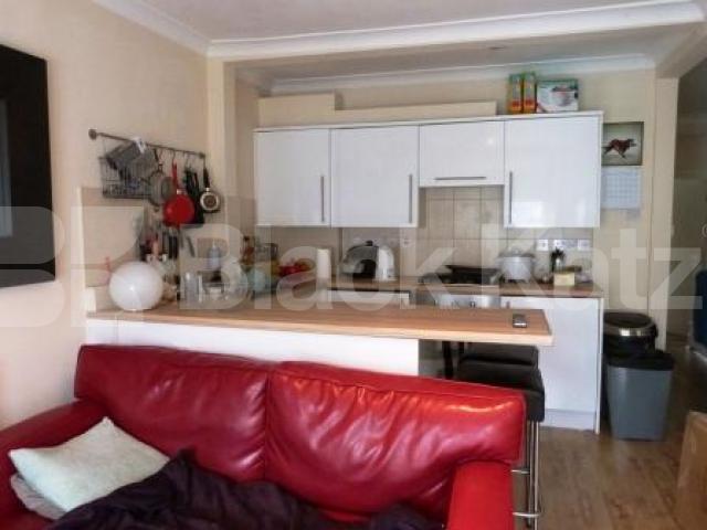 			2 Bedroom, 1 bath, 1 reception Flat			 Fairfax Road, HARINGEY LADDER