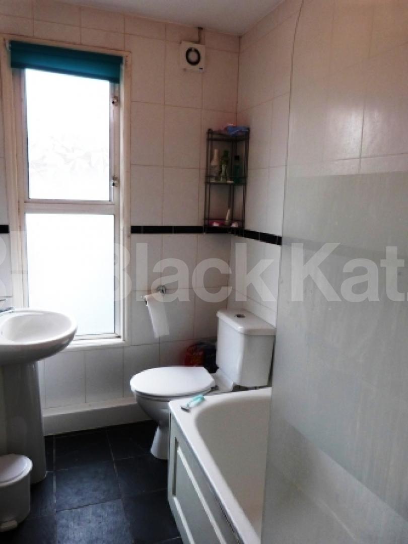 			2 Bedroom, 1 bath, 1 reception Flat			 Fairfax Road, HARINGEY LADDER