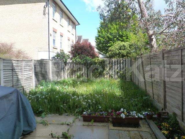 			NEW INSTRUCTION! COLDFALL SCHOOL CATCHMENT, 4 Bedroom, 1 bath, 1 reception House			 Osier Crescent, MUSWELL HILL