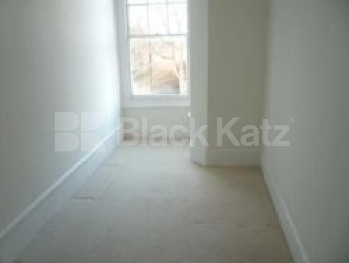 			LET!, 3 Bedroom, 1 bath, 1 reception Flat			 Muswell Hill Road, Muswell Hill