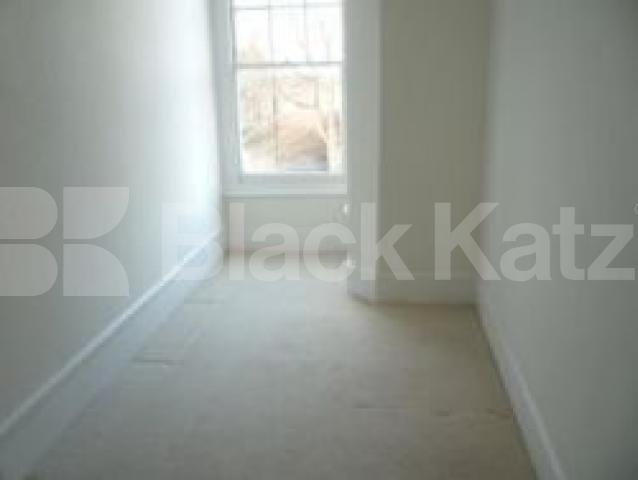 			LET!, 3 Bedroom, 1 bath, 1 reception Flat			 Muswell Hill Road, Muswell Hill