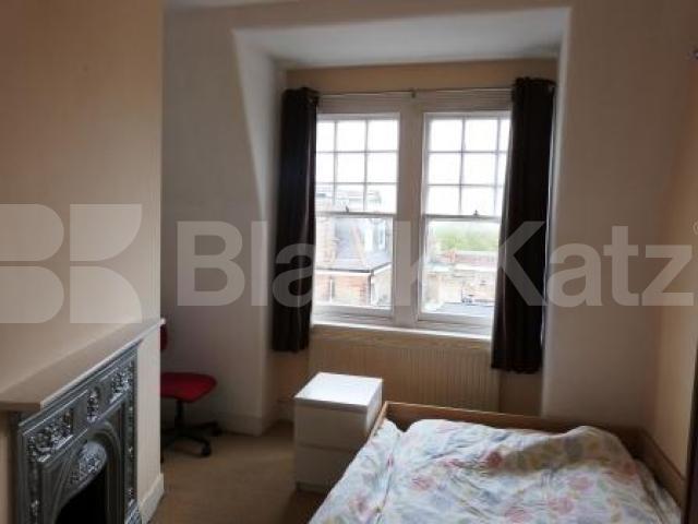 			1 Bedroom, 1 bath, 1 reception Flat			 Tottenham Lane, Crouch End