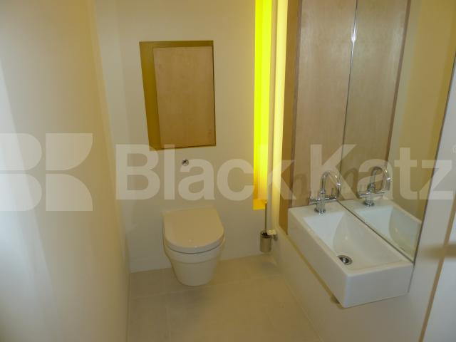 			New Instruction, 1 Bedroom, 1 bath, 1 reception Mews House			 Penton Street, Angel