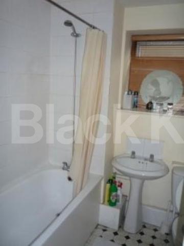 			1 Bedroom, 1 bath, 1 reception Flat			 Christchurch Road, CROUCH END