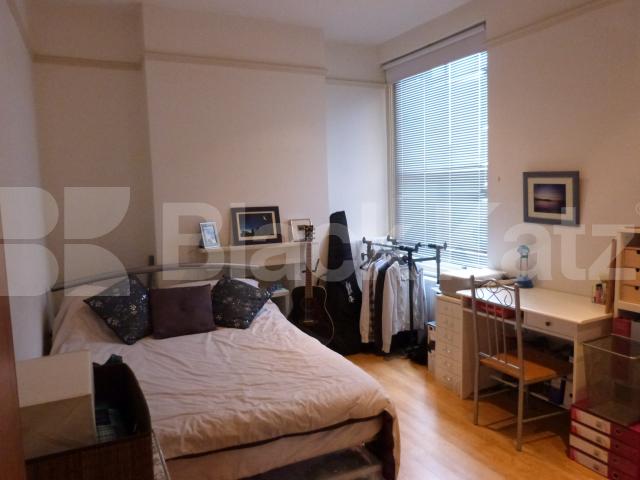 			2 Bedroom, 1 bath, 1 reception Flat			 Priory Road, CROUCH END N8