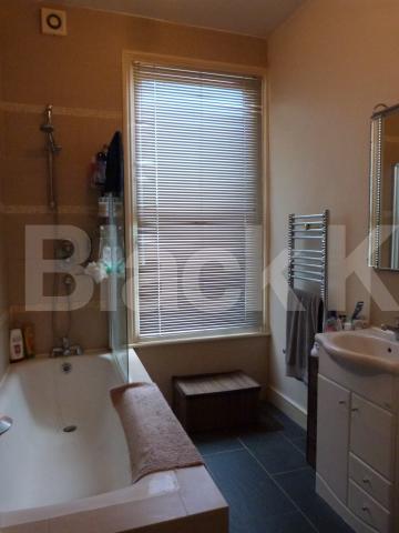 			2 Bedroom, 1 bath, 1 reception Flat			 Priory Road, CROUCH END N8