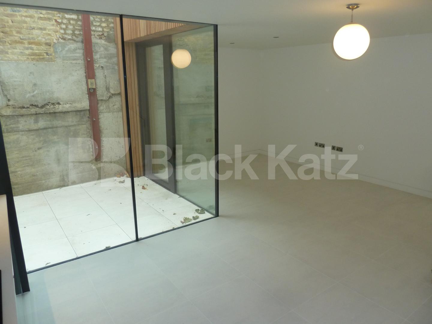 			New Instruction, 1 Bedroom, 1 bath, 1 reception Mews House			 Penton Street, Angel