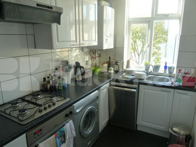 			New Instruction , 1 Bedroom, 1 bath, 1 reception Flat			 Leconfield Road , Canonbury/Newington Green