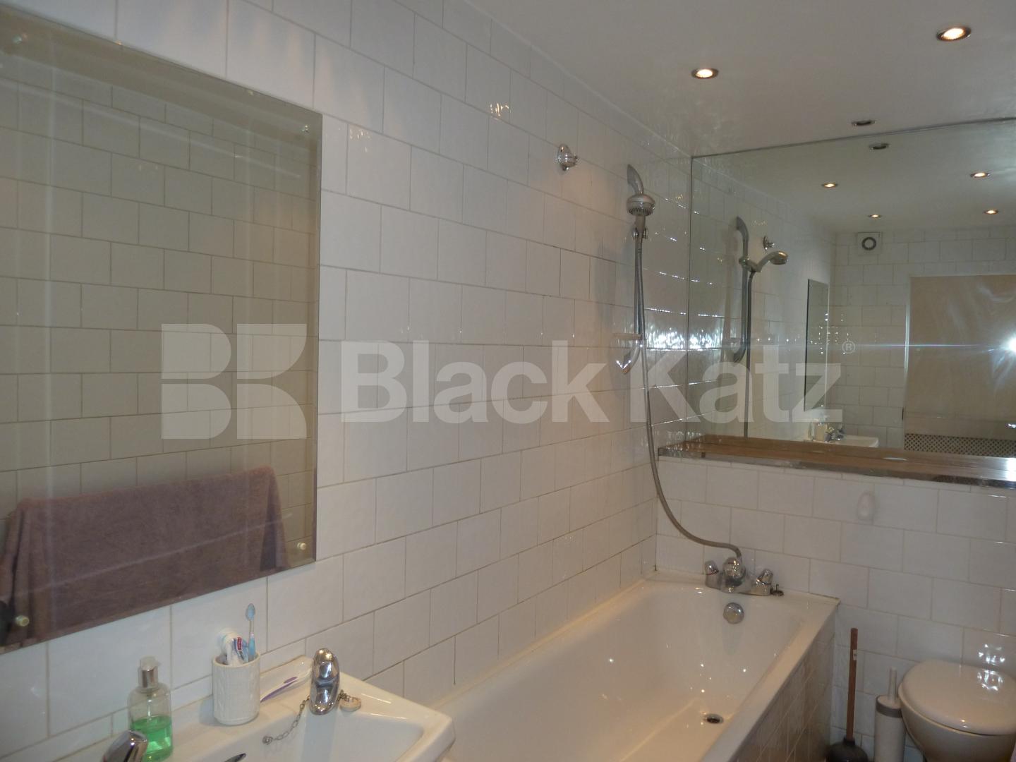 			New Instruction, 2 Bedroom, 1 bath, 1 reception Ground Floor Maisonette			 Pentonville Road, ANGEL