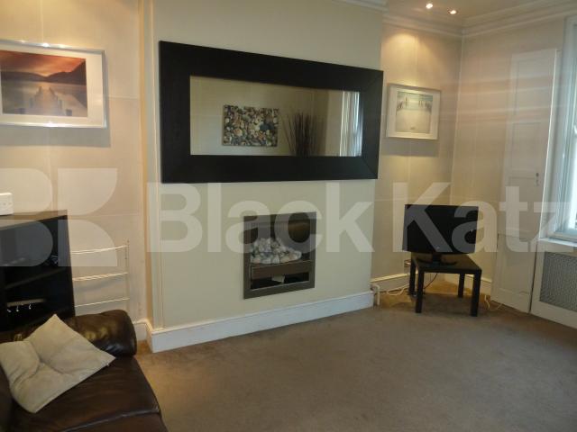 			New Instruction, 2 Bedroom, 1 bath, 1 reception Ground Floor Maisonette			 Pentonville Road, ANGEL