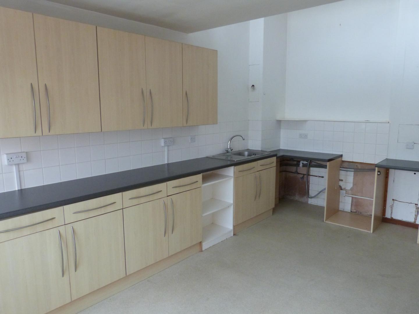 			3 Bedroom, 1 bath, 1 reception Flat			 Sherriff Road, WEST HAMPSTEAD