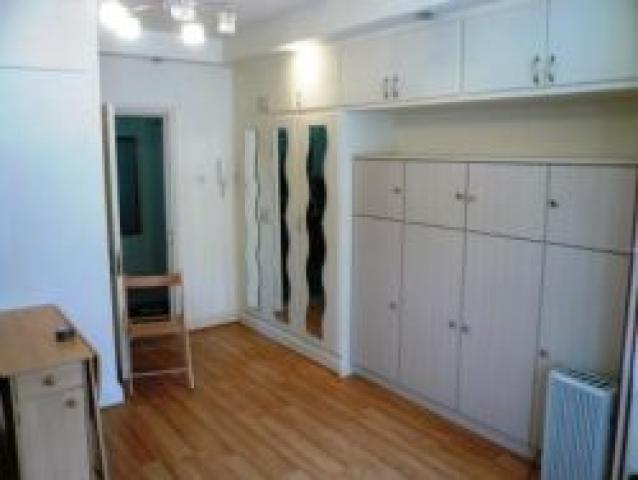 			Studio Apartment, 1 bath, 1 reception Flat			 Park Drive, GOLDERS GREEN