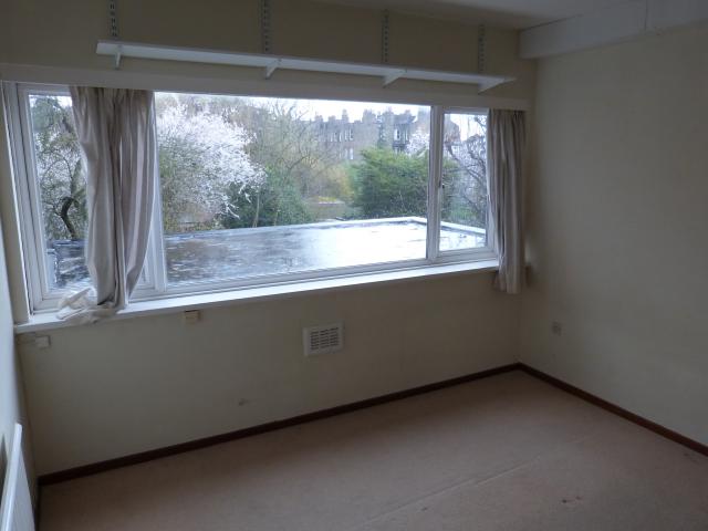 			3 Bedroom, 1 bath, 1 reception Flat			 Sherriff Road, WEST HAMPSTEAD