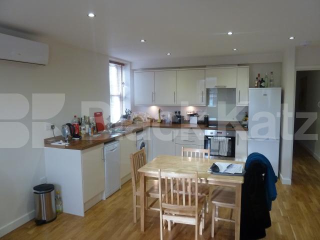 			New Instruction , 2 Bedroom, 1 bath, 1 reception Apartment			 Chapel Market, Angel