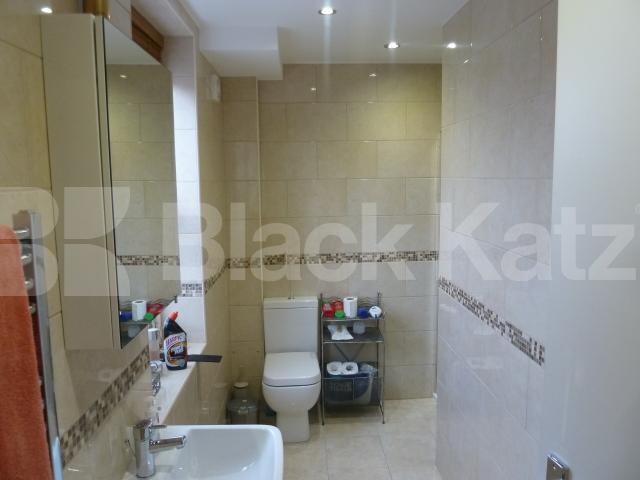 			New Instruction , 2 Bedroom, 1 bath, 1 reception Apartment			 Chapel Market, Angel