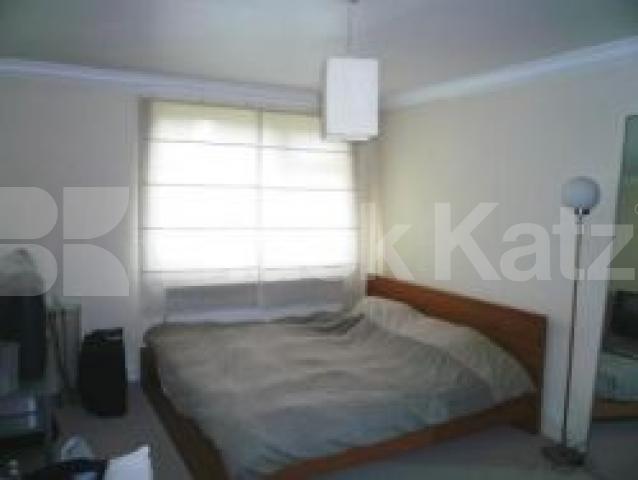 			2 Bedroom, 1 bath, 1 reception Flat			 Bibsworth Road, FINCHLEY CENTRAL