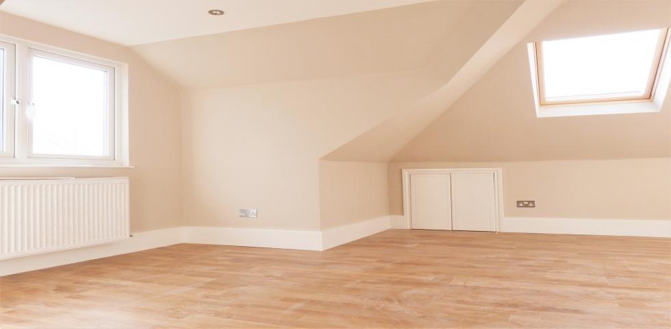 			NEW INSTRUCTION, 2 Bedroom, 1 bath, 1 reception Flat			 Claremont Road, CRICKLEWOOD