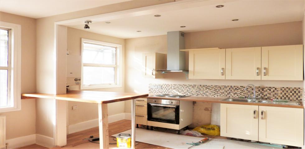 			NEW INSTRUCTION, 2 Bedroom, 1 bath, 1 reception Flat			 Claremont Road, CRICKLEWOOD