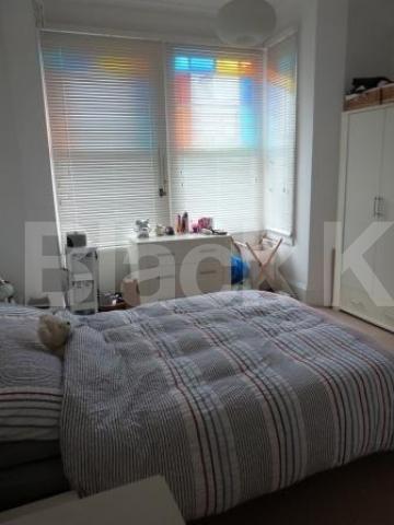 			LET AND MANAGED BY BLACK KATZ, 2 Bedroom, 1 bath, 1 reception Ground Floor Flat			 Glebe Road, Crouch End/Hornsey
