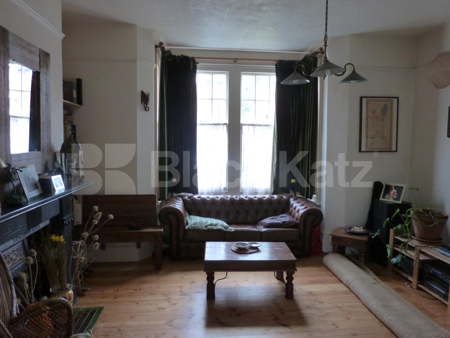 			4 Bedroom, 1 bath, 1 reception House			 Belsize Avenue, Bounds Green