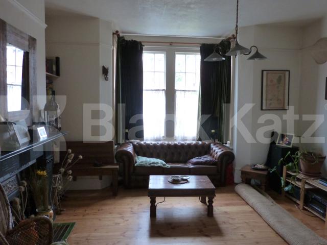 			4 Bedroom, 1 bath, 1 reception House			 Belsize Avenue, Bounds Green