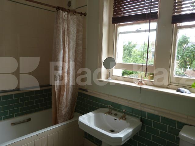 			4 Bedroom, 1 bath, 1 reception House			 Belsize Avenue, Bounds Green