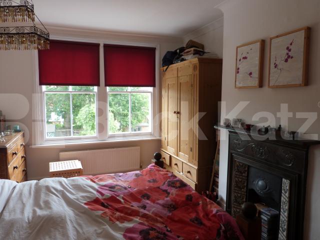 			4 Bedroom, 1 bath, 1 reception House			 Belsize Avenue, Bounds Green