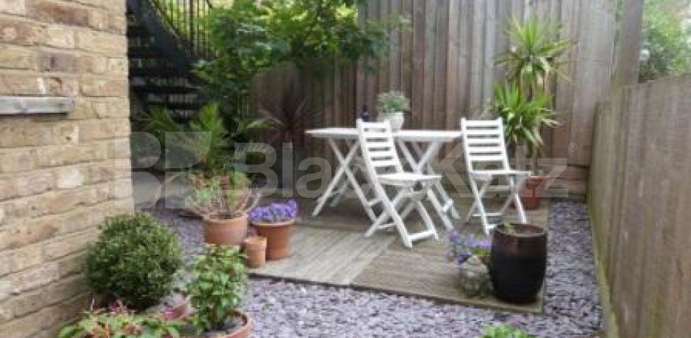 			NEW INSTRUCTION!, 1 Bedroom, 1 bath, 1 reception Ground Floor Flat			 Nelson Road, Crouch End