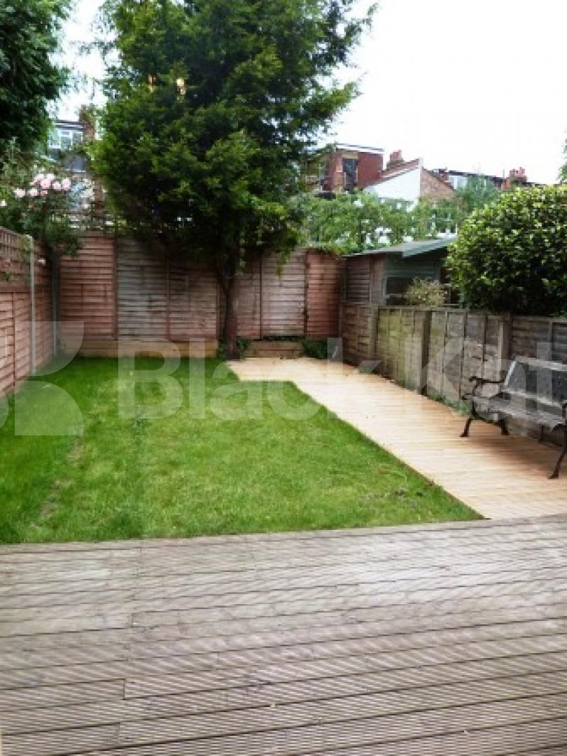 			2 Bedroom, 1 bath, 1 reception Ground Floor Flat			 Nightingale Lane, Crouch End/Hornsey