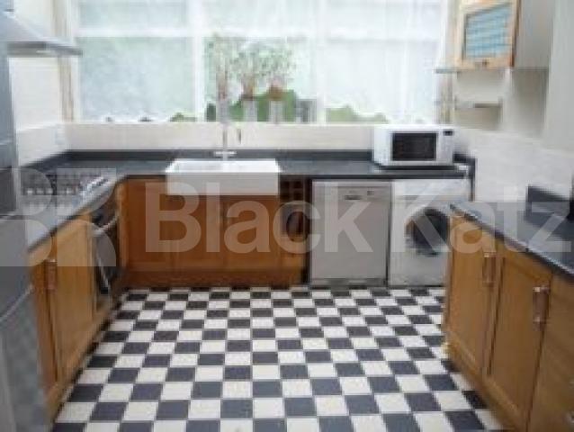 			LET!, 2 Bedroom, 1 bath, 1 reception Flat			 Alexandra Park Road, MUSWELL HILL/ALEXANDRA PALACE