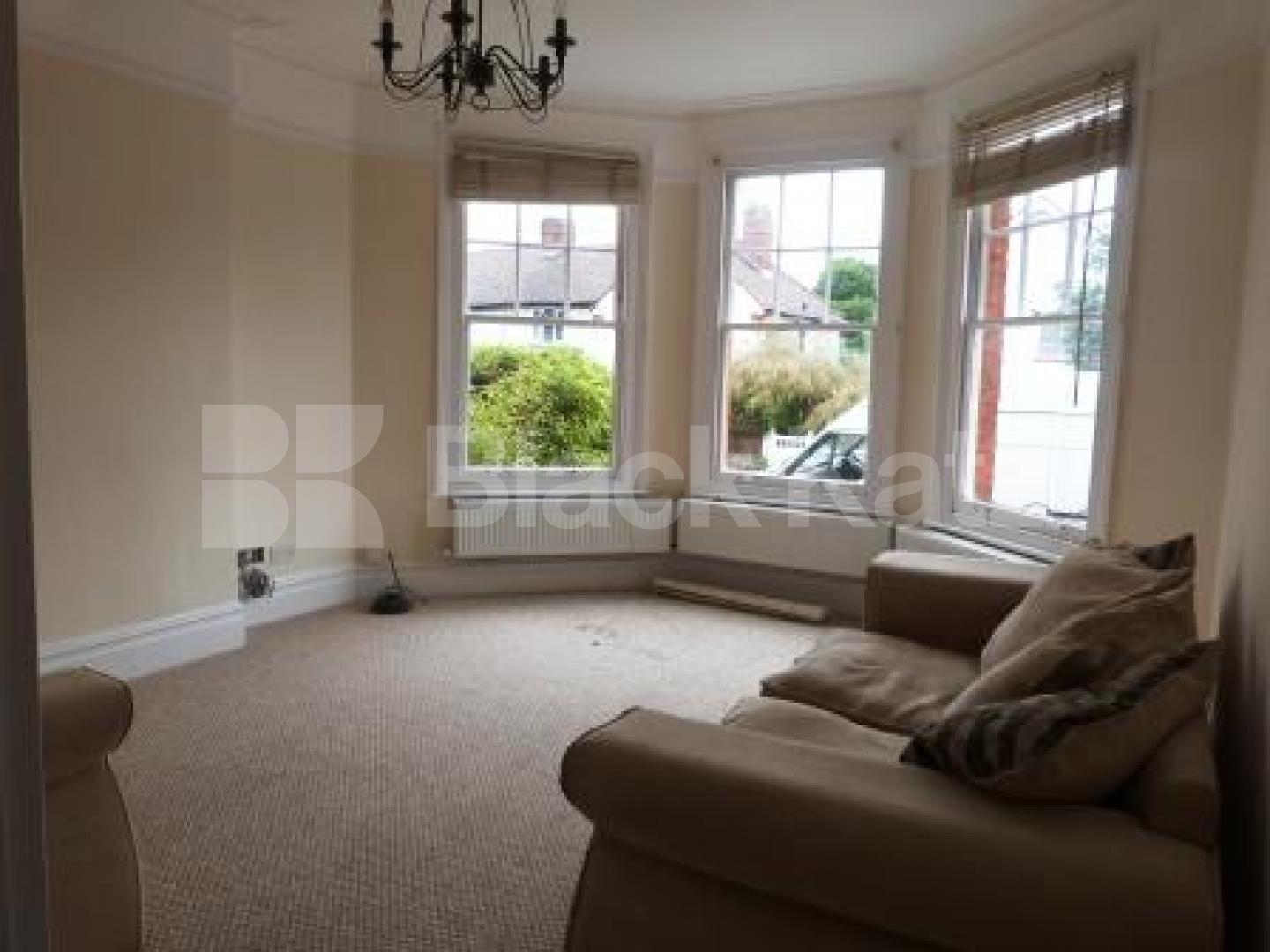 			2 Bedroom, 1 bath, 1 reception Ground Floor Flat			 Nightingale Lane, Crouch End/Hornsey